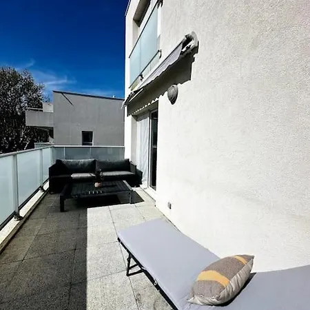 Perle Citadine Proche De La Gare Apartamento