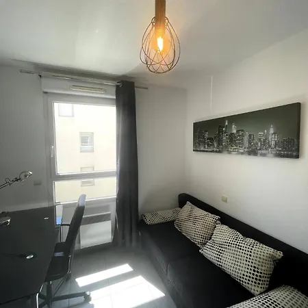 Perle Citadine Proche De La Gare Apartamento